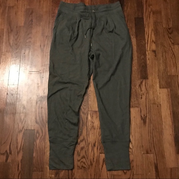 H&M Other - H&M Olive Green Jogger Pants SZ M